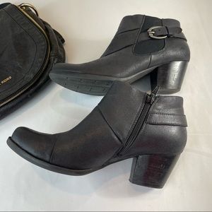BareTraps Rowan Black Ankle Boots Size 8